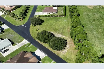 20083/085 Petrucka Cir N, Lehigh Acres, FL 33936 - Photo 7