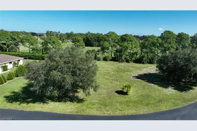 20083/085 Petrucka Cir N, Lehigh Acres, FL 33936 - Photo 5