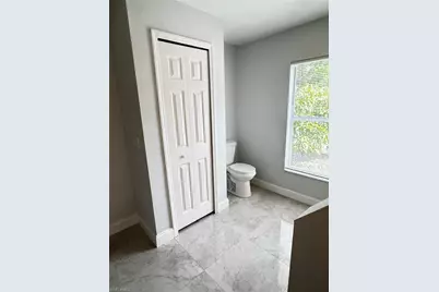 3025 NE 6th Pl, Cape Coral, FL 33909 - Photo 25