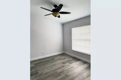 3025 NE 6th Pl, Cape Coral, FL 33909 - Photo 35