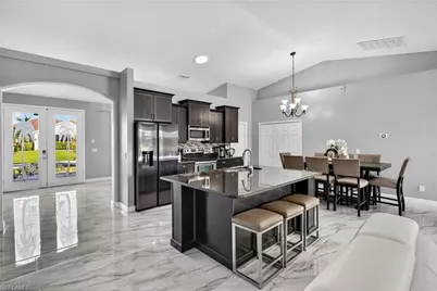 2574 SW 27th Pl, Cape Coral, FL 33914 - Photo 7