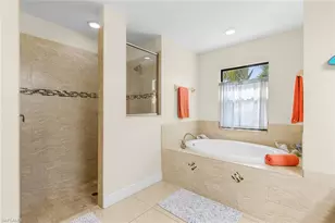 2704 SW 4th Pl, Cape Coral, FL 33914 - Photo 25