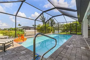 2704 SW 4th Pl, Cape Coral, FL 33914 - Photo 5