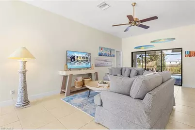 2704 SW 4th Pl, Cape Coral, FL 33914 - Photo 11