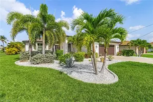 2704 SW 4th Pl, Cape Coral, FL 33914 - Photo 45