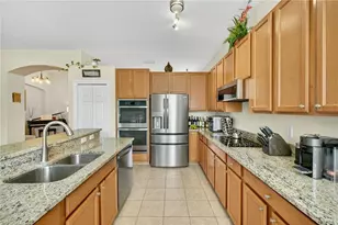 9174 River Otter Dr, Fort Myers, FL 33912 - Photo 3