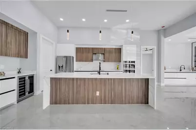 10 SW 35th Ave, Cape Coral, FL 33991 - Photo 5