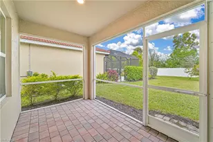 3052 Royal Gardens Ave, Fort Myers, FL 33916 - Photo 5