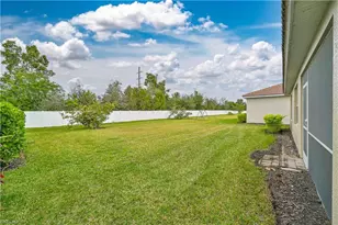 3052 Royal Gardens Ave, Fort Myers, FL 33916 - Photo 3