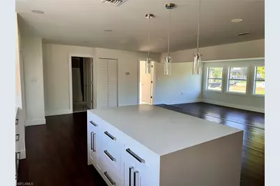 6187 Island Park Ct, Fort Myers, FL 33908 - Photo 9