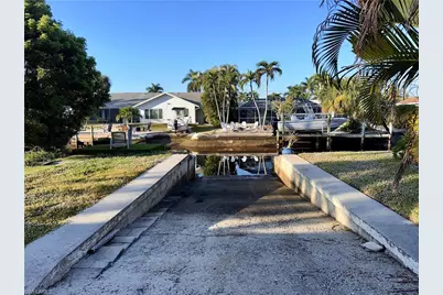 6187 Island Park Ct, Fort Myers, FL 33908 - Photo 3