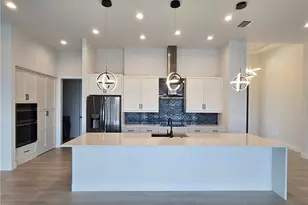 3102 SE 18th Pl, Cape Coral, FL 33904 - Photo 7