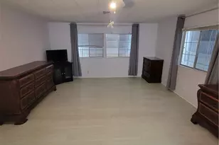 573 Hogan Dr, North Fort Myers, FL 33903 - Photo 19