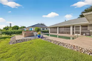 219 SE 1st Pl, Cape Coral, FL 33990 - Photo 27