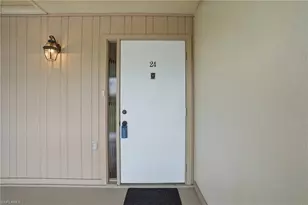 2079 Barkeley Ln, Fort Myers, FL 33907 - Photo 13