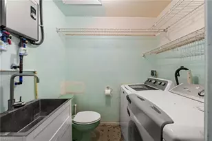 12430 McGregor Blvd, Fort Myers, FL 33919 - Photo 17