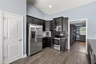 2310 SW 27th Terrace, Cape Coral, FL 33914 - Photo 13