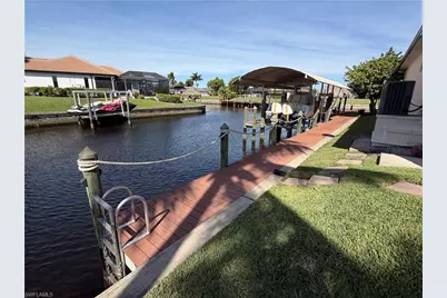 2501 SE 19th Pl, Cape Coral, FL 33904 - Photo 25