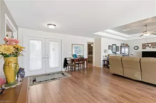 3527 SE 22nd Pl, Cape Coral, FL 33904 - Photo 5