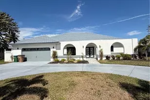 711 SE 33rd Terrace, Cape Coral, FL 33904 - Photo 1