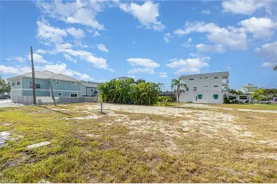 311 Bayland Rd, Fort Myers Beach, FL 33931 - Photo 5