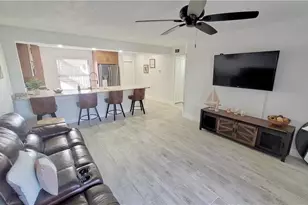 4708 SW 8th Pl, Cape Coral, FL 33914 - Photo 7