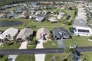 17581 Coconut Palm Ct, North Fort Myers, FL 33917 - Photo 5