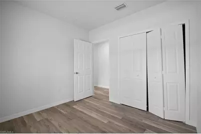 942 Sunrise Blvd, Lehigh Acres, FL 33974 - Photo 33