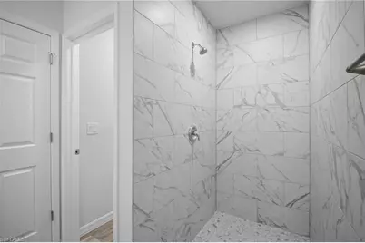 942 Sunrise Blvd, Lehigh Acres, FL 33974 - Photo 25