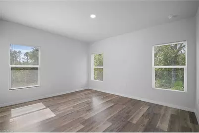 942 Sunrise Blvd, Lehigh Acres, FL 33974 - Photo 19