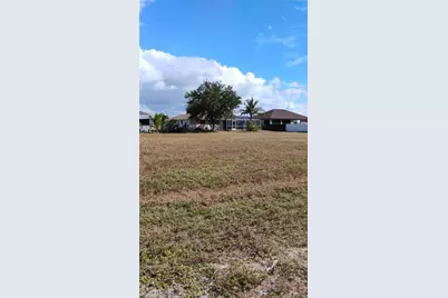 1439 NW 37th Pl, Cape Coral, FL 33993 - Photo 1