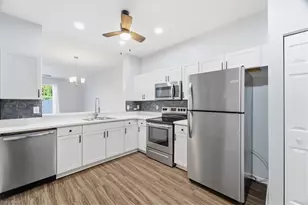 3630 Pine Oak Cir, Fort Myers, FL 33916 - Photo 7