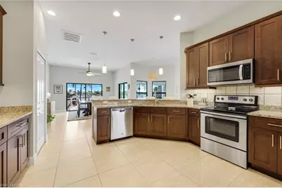 401 NE 19th Pl, Cape Coral, FL 33909 - Photo 21