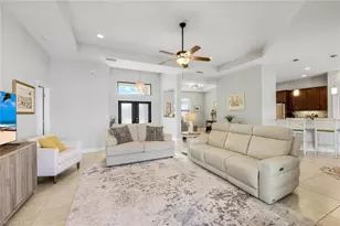 401 NE 19th Pl, Cape Coral, FL 33909 - Photo 13