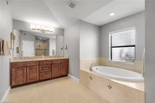 401 NE 19th Pl, Cape Coral, FL 33909 - Photo 37