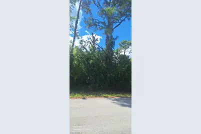 526 Osage Ave S, Lehigh Acres, FL 33974 - Photo 3