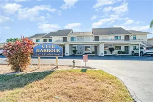 511 SE 43rd St, Cape Coral, FL 33904 - Photo 1