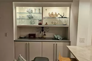 10691 Gulf Shore Dr E, Naples, FL 34108 - Photo 7