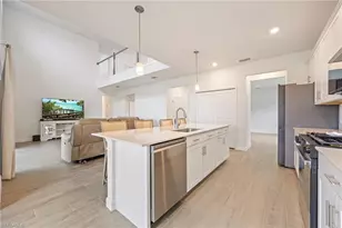 19112 Hanley Blvd, Estero, FL 33928 - Photo 9