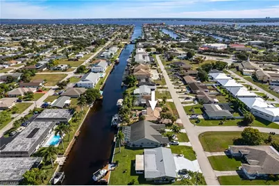 1301 SE 40th Ter, Cape Coral, FL 33904 - Photo 31