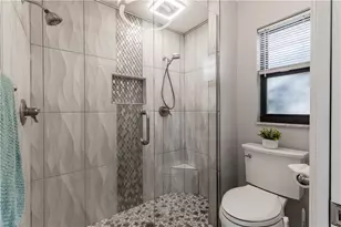 1301 SE 40th Terrace, Cape Coral, FL 33904 - Photo 13