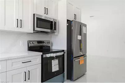 325 Lloyd Ave S, Lehigh Acres, FL 33974 - Photo 9