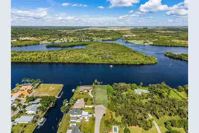 2190 River Rd, Fort Myers, FL 33905 - Photo 13