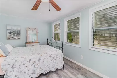 11240 Azalea Ln, Fort Myers Beach, FL 33931 - Photo 9