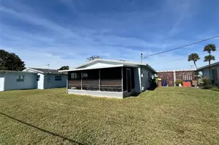 2210 Croton Ct, Lehigh Acres, FL 33936 - Photo 11