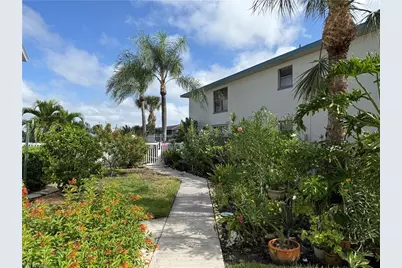 131 SW 47th Ter #202, Cape Coral, FL 33914 - Photo 27