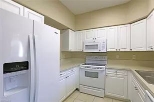 4160 Castilla Circle, Fort Myers, FL 33916 - Photo 3