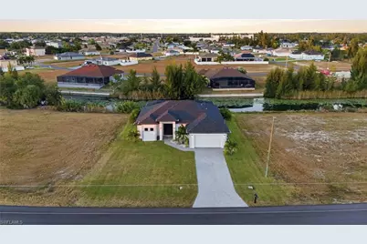 2019 NE 34th Ter, Cape Coral, FL 33909 - Photo 43