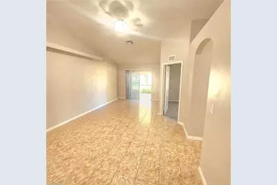 1004 SE 24th Ave, Cape Coral, FL 33990 - Photo 9