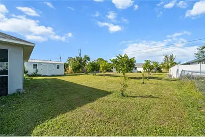 309 SW 29th St, Cape Coral, FL 33914 - Photo 21